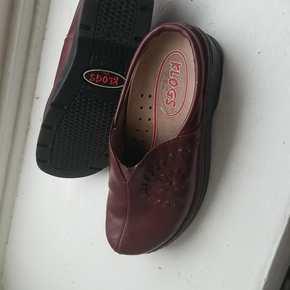 Clogs